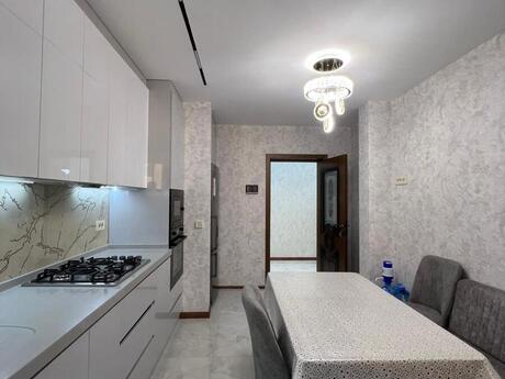 Əhmədlidə 5 otaqlı köhnə tikili mənzil satılır, 120 m², 273 000 AZN, şəkil 5 / 12