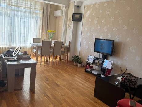 2 otaq · 67 m² · 3/15 mərtəbə, Nəriman Nərimanov