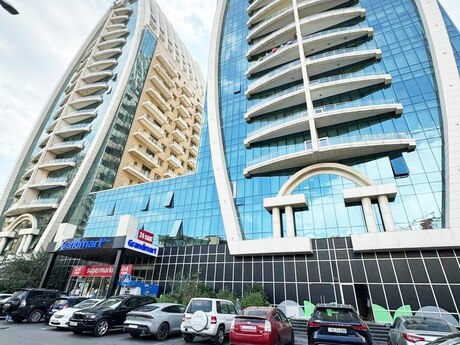 4-комнатная квартира, 185 м², Altes Plaza, 550 000 AZN