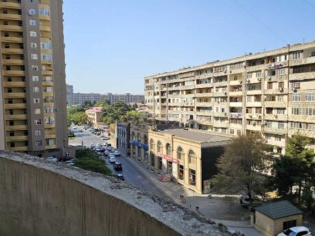8-ci mikrorayonda 4 otaqlı yeni tikili mənzil satılır, 210 m², 375 000 AZN, şəkil 3 / 10
