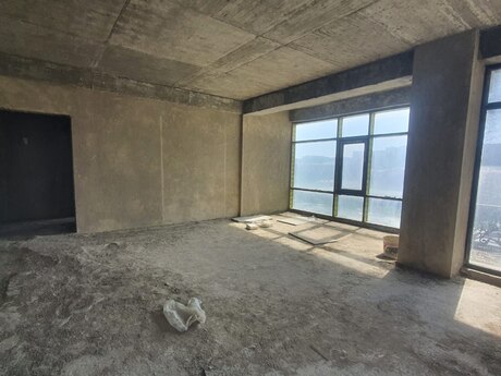 4 otaq · 205 m²