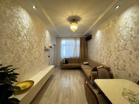 2 otaq · 57 m² · 6/6 mərtəbə, Qurtuluş 93
