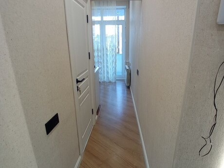 28 Mayda 2 otaqlı köhnə tikili mənzil kirayə verilir, 55 m², 900 AZN/ay, şəkil 5 / 12