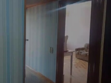 Bakıxanovda 2 otaqlı köhnə tikili mənzil kirayə verilir, 65 m², 450 AZN/ay, şəkil 4 / 9