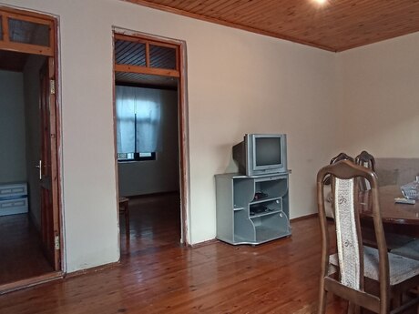 Sabunçuda 3 otaqlı həyət evi kirayə verilir, 60 m², 400 AZN/ay, şəkil 2 / 8