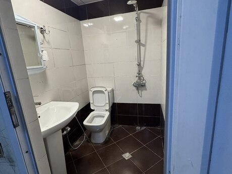 Günəşlidə 4 otaqlı həyət evi kirayə verilir, 135 m², 250 AZN/ay, şəkil 3 / 12