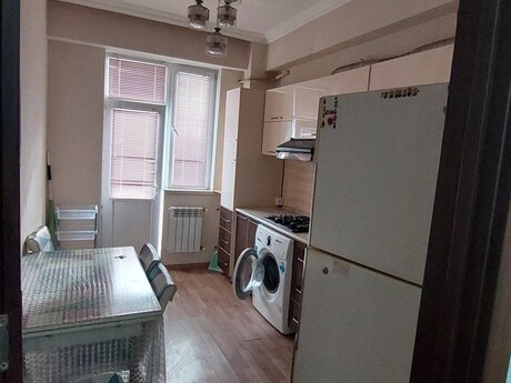 Abşeronda 2 otaqlı yeni tikili mənzil kirayə verilir, 70 m², 450 AZN/ay, şəkil 2 / 11