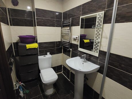 Abşeronda 2 otaqlı yeni tikili mənzil kirayə verilir, 70 m², 450 AZN/ay, şəkil 5 / 11