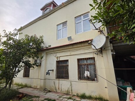 8 rooms · 300 m² · floor 1/1, Novxanı