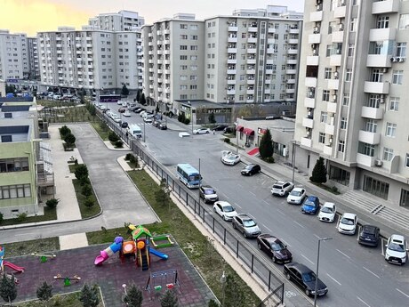 Mida Yasamal 2 kompleksində 2 otaqlı yeni tikili mənzil satılır, 85 m², 207 000 AZN, şəkil 2 / 12