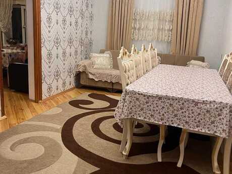 Bakıxanovda 6 otaqlı həyət evi kirayə verilir, 180 m², 1 100 AZN/ay, şəkil 2 / 12