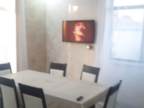 Şüvəlanda 5 otaqlı həyət evi satılır, 143 m², 199 000 AZN, şəkil 2 / 12