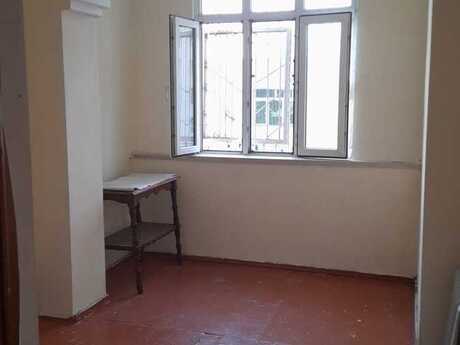 Bakıxanovda 2 otaqlı köhnə tikili mənzil satılır, 40 m², 107 000 AZN, şəkil 5 / 6