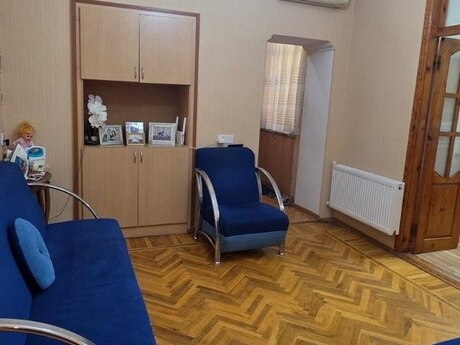 3-room old-build apartment for rent in 28 May, 80 m², 800 AZN/mo, photo 3 / 12