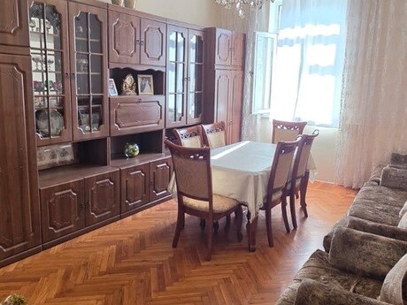 3-room old-build apartment for rent in 28 May, 80 m², 800 AZN/mo, photo 5 / 12