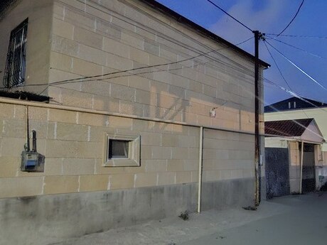 5 otaqlı ev, 230 m², Binəqədi, 550 AZN