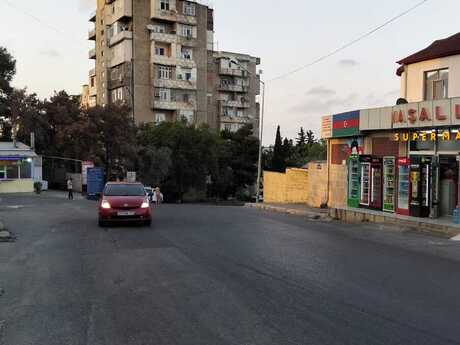 Qaraçuxurda 2 otaqlı köhnə tikili mənzil satılır, 34 m², 117 000 AZN, şəkil 2 / 12