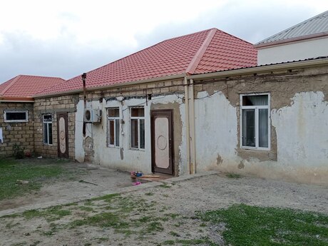 4 otaq · 100 m²