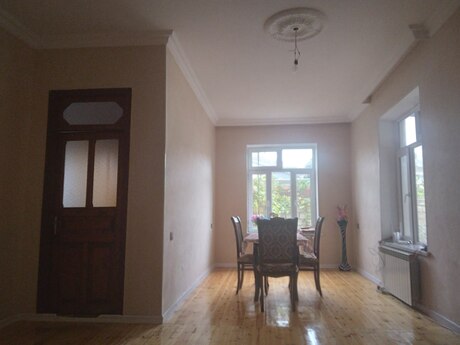 3-room house for sale in Qaraçuxur, 70 m², 200 000 AZN, photo 3 / 5