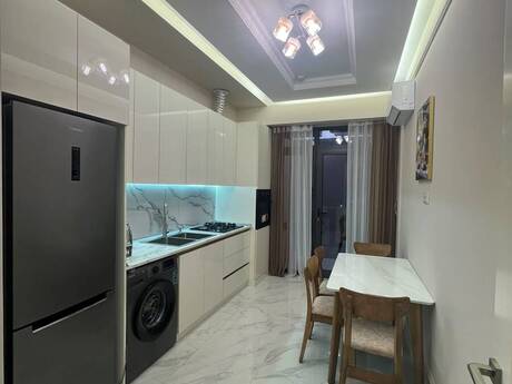 3-room new-build apartment for rent in City Garden, 90 m², 1 300 AZN/mo, photo 4 / 12