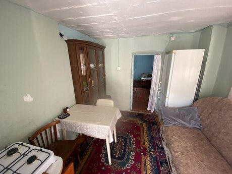 2-room house for rent in Qaraçuxur, 32 m², 250 AZN/mo, photo 2 / 6