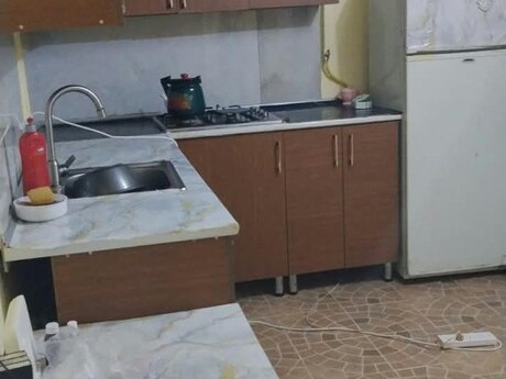 2 otaqlı ev, 38 m², İnşaatçılar, 400 AZN