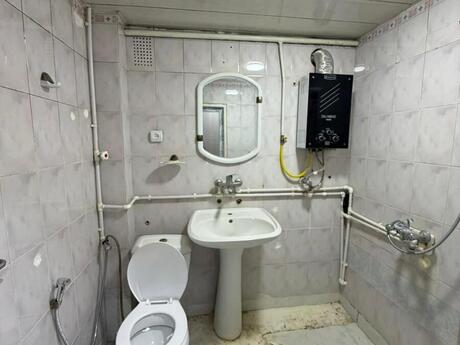 Сдаётся 2-комнатная квартира в старом фонде, Elmlər Akademiyası, 60 м², 600 AZN/мес, фото 4 / 4