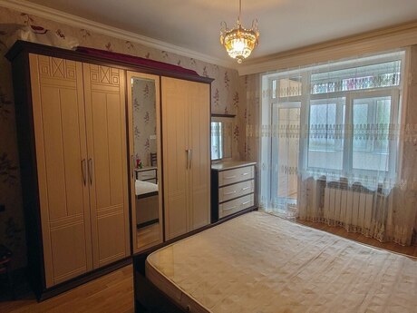 3-room old-build apartment for rent in Xalqlar Dostluğu, 90 m², 700 AZN/mo, photo 5 / 12