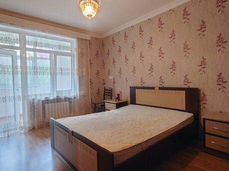3-room old-build apartment for rent in Xalqlar Dostluğu, 90 m², 700 AZN/mo, photo 4 / 12