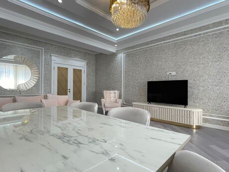 Gənclikdə 4 otaqlı yeni tikili mənzil kirayə verilir, 220 m², 1 800 AZN/ay, şəkil 3 / 12