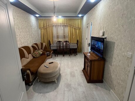 Azadlıq Prospektidə 3 otaqlı köhnə tikili mənzil satılır, 70 m², 165 000 AZN, şəkil 4 / 11