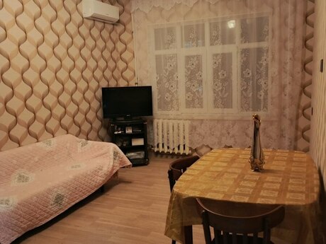 Gəncə prospektidə 2 otaqlı köhnə tikili mənzil satılır, 52 m², 149 000 AZN, şəkil 5 / 11