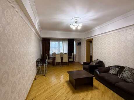 3 otaqlı mənzil, 72 m², Gənclik, 950 AZN