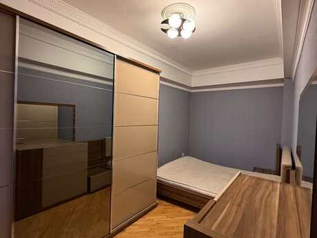 Gənclikdə 3 otaqlı köhnə tikili mənzil kirayə verilir, 72 m², 950 AZN/ay, şəkil 5 / 8