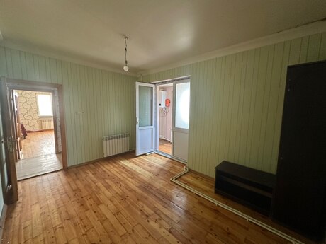 Yeni Günəşlidə 2 otaqlı köhnə tikili mənzil satılır, 60 m², 130 000 AZN, şəkil 4 / 10