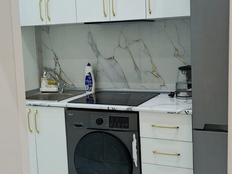 28 Mayda 2 otaqlı yeni tikili mənzil kirayə verilir, 80 m², 850 AZN/ay, şəkil 5 / 12