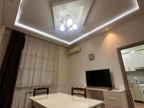 Şah İsmayıl Xətaidə 2 otaqlı yeni tikili mənzil kirayə verilir, 65 m², 800 AZN/ay, şəkil 2 / 12