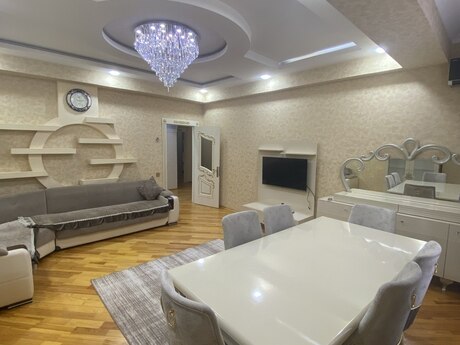 Abşeronda 4 otaqlı yeni tikili mənzil kirayə verilir, 140 m², 750 AZN/ay, şəkil 3 / 12