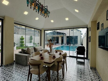 Mərdəkanda 4 otaqlı həyət evi kirayə verilir, 300 m², 1 000 AZN/ay, şəkil 2 / 10