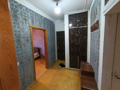 Сдаётся 2-комнатная квартира в старом фонде, Yeni Günəşli, 60 м², 500 AZN/мес, фото 3 / 12