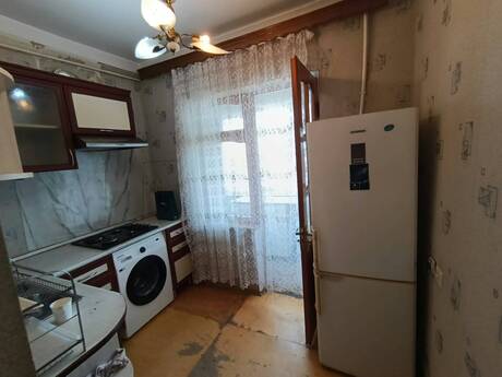 Сдаётся 2-комнатная квартира в старом фонде, Yeni Günəşli, 60 м², 500 AZN/мес, фото 4 / 12