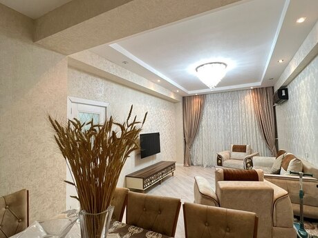 Сдаётся 3-комнатная квартира в новостройке, Həzi Aslanov, 120 м², 900 AZN/мес, фото 2 / 12