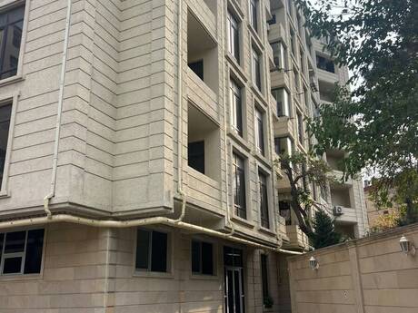 Nəriman Nərimanovda 4 otaqlı yeni tikili mənzil satılır, 168 m², 411 000 AZN, şəkil 2 / 12