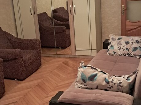 Сдаётся 3-комнатная квартира в старом фонде, Gənclik, 80 м², 850 AZN/мес, фото 3 / 12