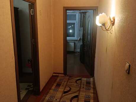 Nəriman Nərimanovda 2 otaqlı köhnə tikili mənzil satılır, 52 m², 182 000 AZN, şəkil 2 / 12