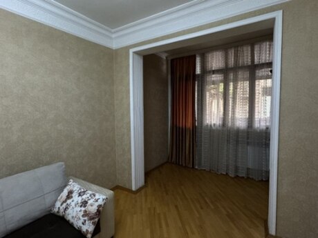 Nəsimidə 2 otaqlı köhnə tikili mənzil kirayə verilir, 40 m², 599 AZN/ay, şəkil 4 / 12
