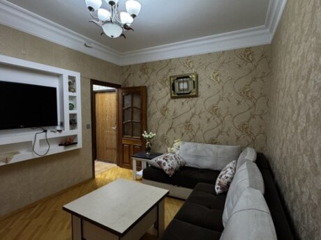 2 otaq · 40 m² · 1/5 mərtəbə, Nəsimi