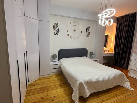 2-room new-build apartment for sale in Qurtuluş 93 residence, 43 m², 81 000 AZN, photo 2 / 12