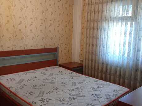 Yeni Yasamalda 4 otaqlı köhnə tikili mənzil kirayə verilir, 125 m², 80 AZN/ay, şəkil 4 / 12