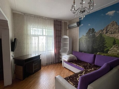 İnşaatçılarda 4 otaqlı köhnə tikili mənzil kirayə verilir, 115 m², 800 AZN/ay, şəkil 2 / 12